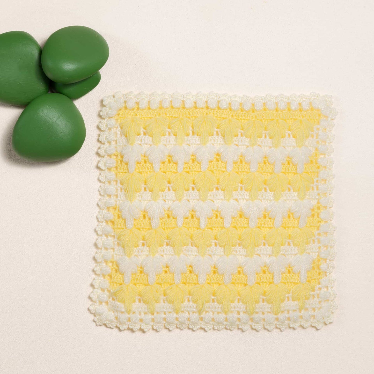 HANDKNIT NATURAL WASHCLOTH WHITE-YELLOW