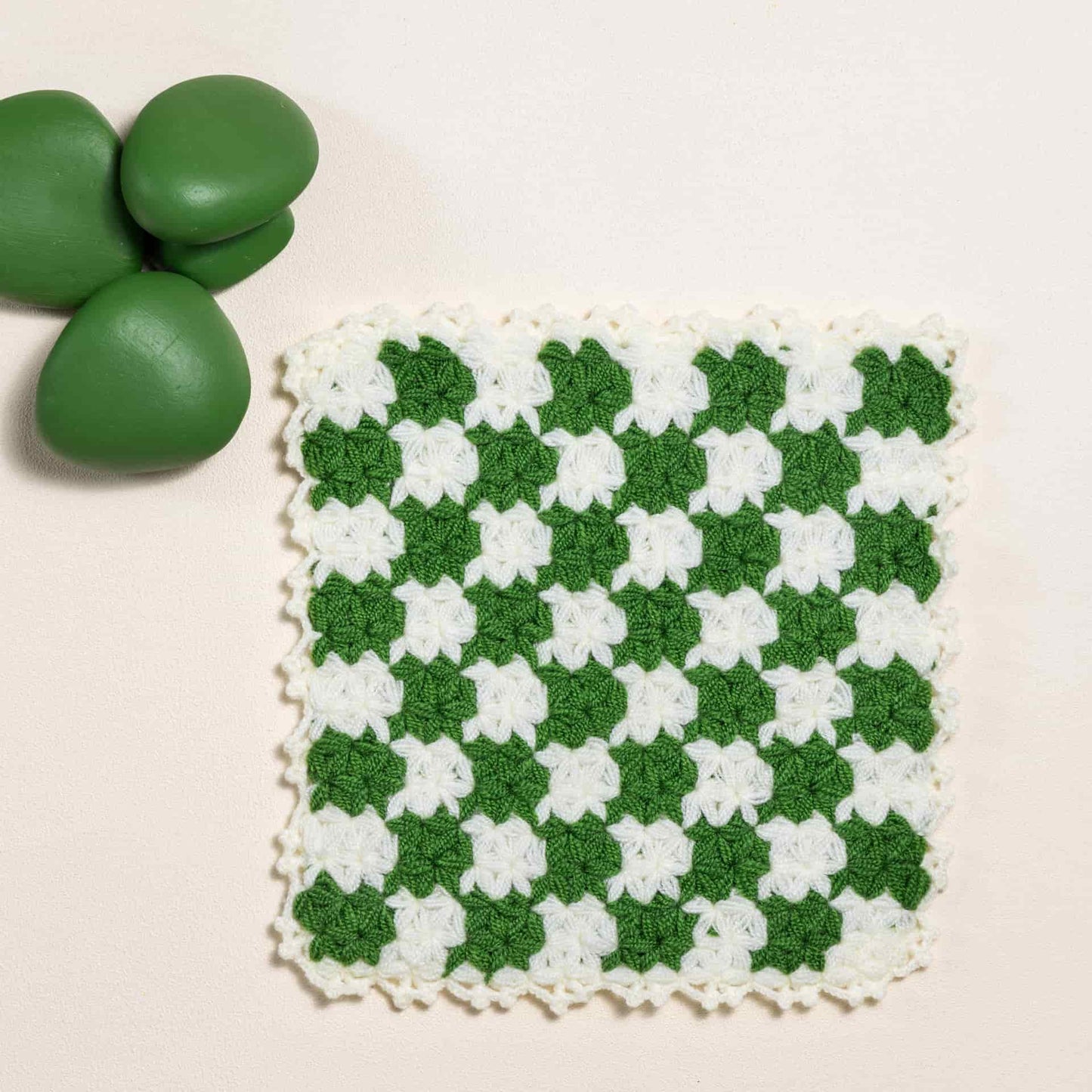 HANDKNIT NATURAL WASHCLOTH WHITE-GREEN